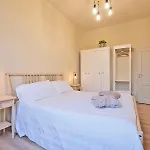 My Honeyed Corner Апартаменты
