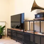 Апартаменты My Honeyed Corner
