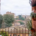 Апартаменты My Honeyed Corner